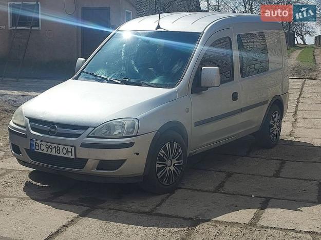 Opel Combo, 2005г. 1.7л. дизель Львів в кредит