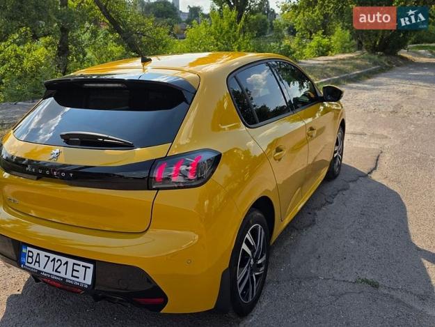 Peugeot 208, 2021г. 1.2л. бензин Кропивницький в кредит
