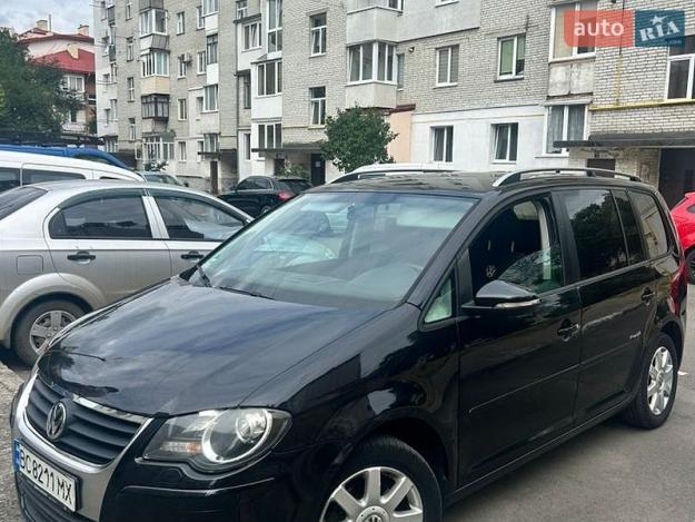 Volkswagen Touran, 2009г. 2.0л. дизель Львів в кредит