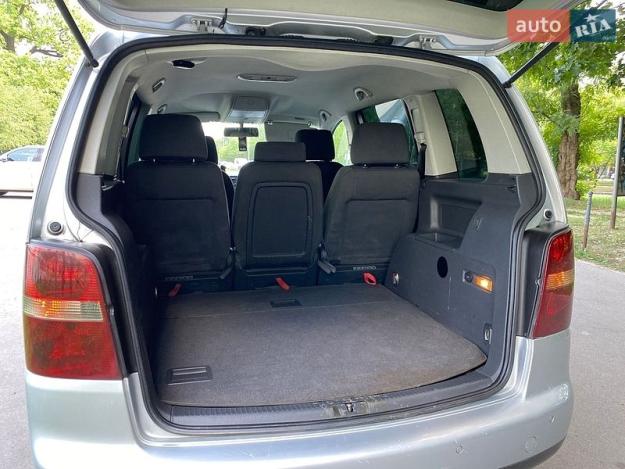 Volkswagen Touran, 2004г. 2.0л. дизель Львів в кредит