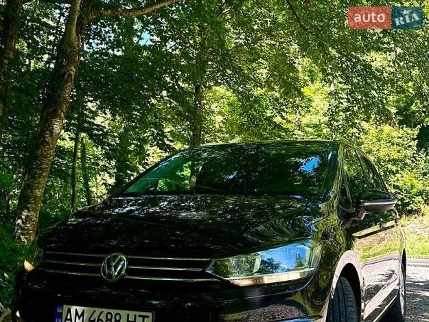 Volkswagen Touran, 2019г. 1.6л. дизель Житомир в кредит