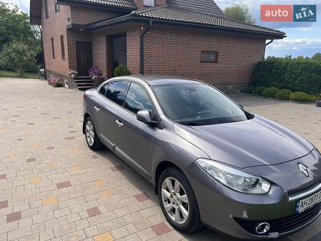 Renault Fluence, 2010г. 2.0л. бензин Рівне в кредит