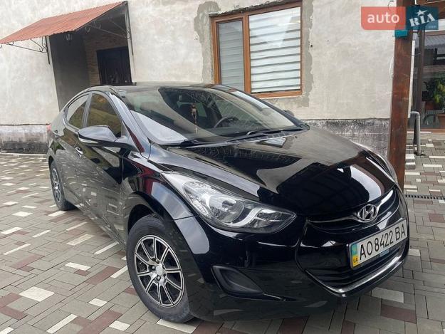 Hyundai Elantra, 2011г. 1.6л. бензин Ужгород в кредит