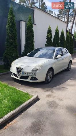 Alfa romeo Giulietta, 2012г. 1.4л. бензин Київ в кредит