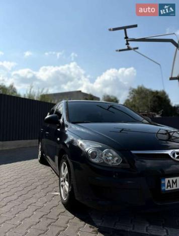 Hyundai I30, 2009г. 1.4л. бензин Житомир в кредит