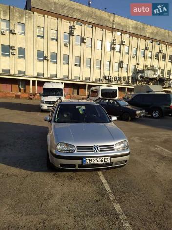 Volkswagen Golf, 2004г. 1.6л. бензин Чернігів в кредит