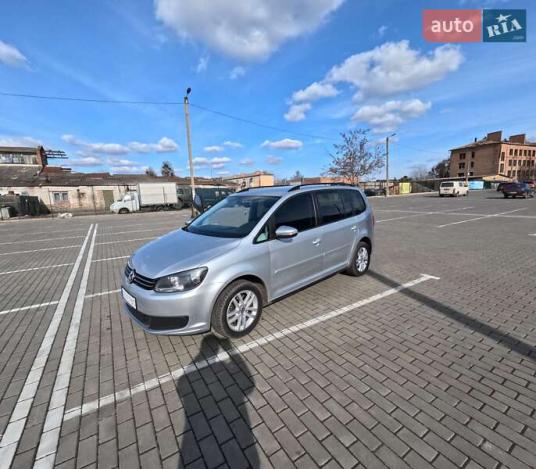 Volkswagen Touran, 2011г. 1.4л. бензин Суми в кредит