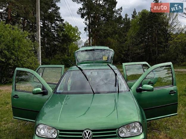 Volkswagen Golf, 2002г. 1.6л. бензин Житомир в кредит