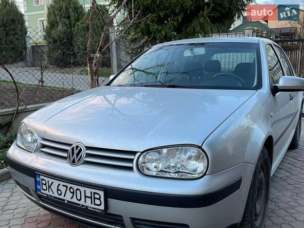 Volkswagen Golf, 2001г. 1.4л. бензин Рівне в кредит