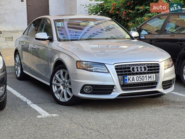 Audi A4, 2012г. 2.0л. бензин Київ в кредит