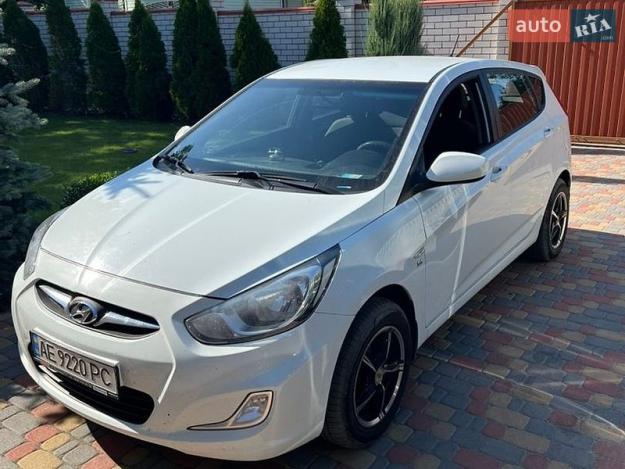 Hyundai Accent, 2013г. 1.6л. гібрид Дніпро в кредит