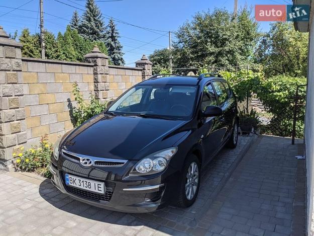 Hyundai I30, 2009г. 1.4л. бензин Рівне в кредит