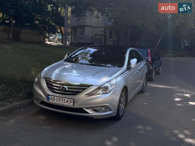 Hyundai Sonata, 2013г. 2.4л. бензин Харків в кредит