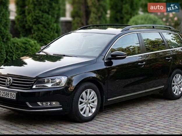 Volkswagen Passat, 2013г. 2.0л. дизель Ужгород в кредит