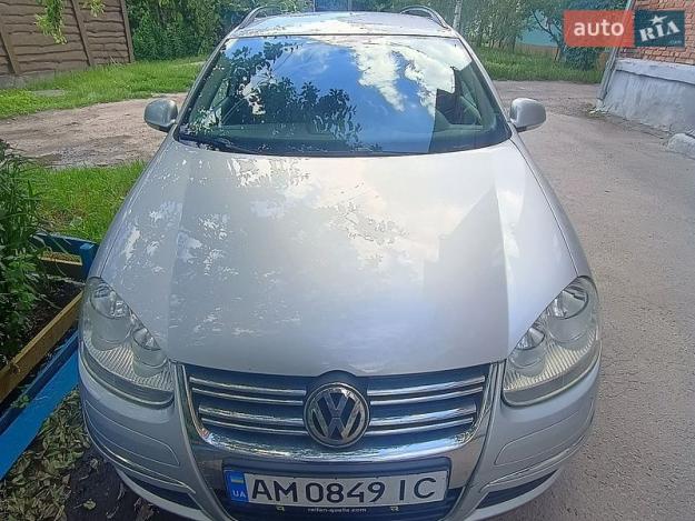 Volkswagen Golf, 2009г. 1.6л. бензин Житомир в кредит