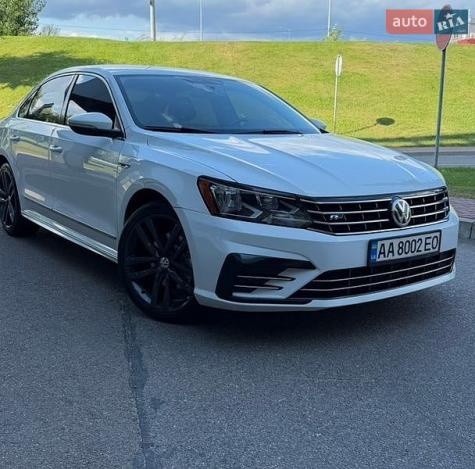 Volkswagen Passat, 2017г. 1.8л. бензин Київ в кредит