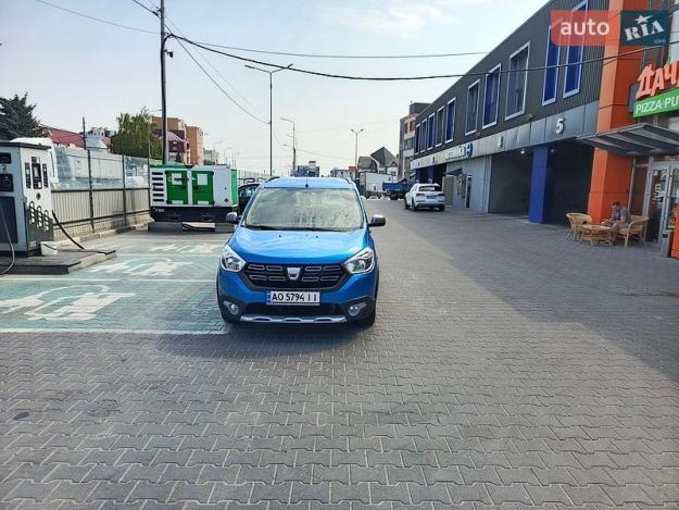 Dacia Lodgy, 2018г. 1.6л. бензин Тернопіль в кредит