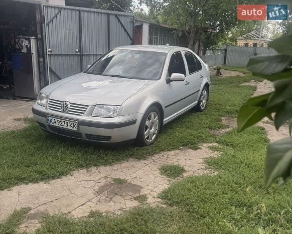Volkswagen Bora, 2000г. 1.6л. бензин Київ в кредит