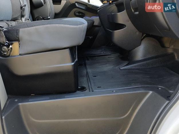 Renault Master, 2014г. 2.3л. дизель Житомир в кредит