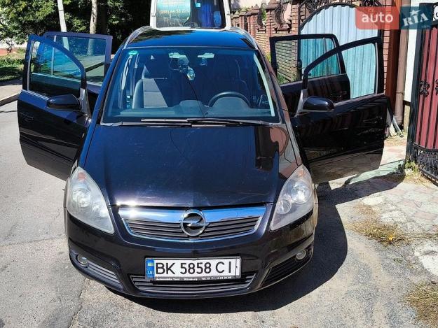 Opel Zafira, 2007г. 1.9л. дизель Рівне в кредит