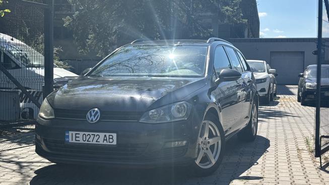 Volkswagen Golf, 2014г. 2.0л. дизель Чернівці в кредит