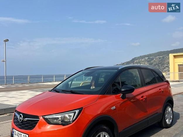 Opel Crossland x, 2020г. 1.2л. бензин Ужгород в кредит