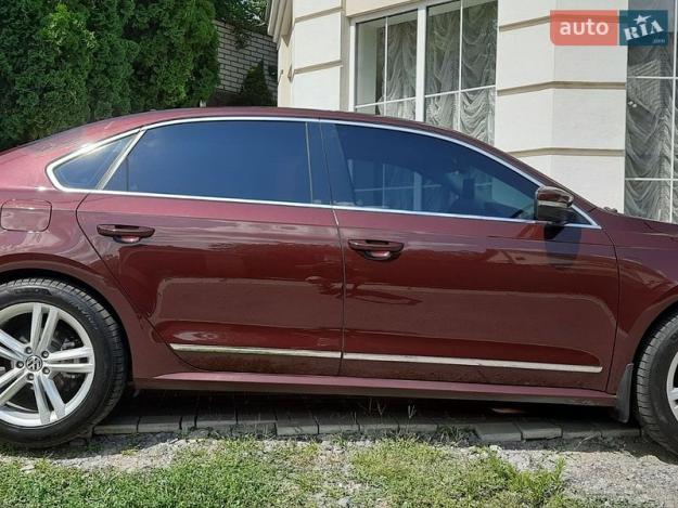 Volkswagen Passat, 2013г. 3.6л. бензин Черкаси в кредит