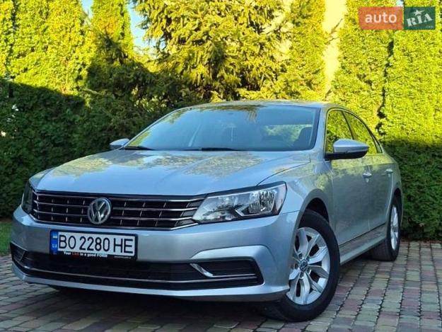 Volkswagen Passat, 2017г. 1.8л. бензин Тернопіль в кредит
