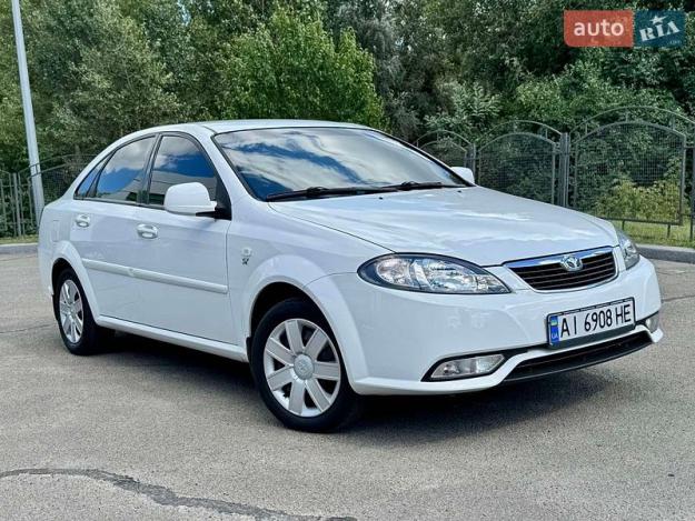 Daewoo Gentra, 2013г. 1.5л. бензин Київ в кредит