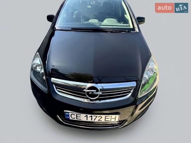 Opel Zafira, 2012г. 1.6л. бензин Чернівці в кредит