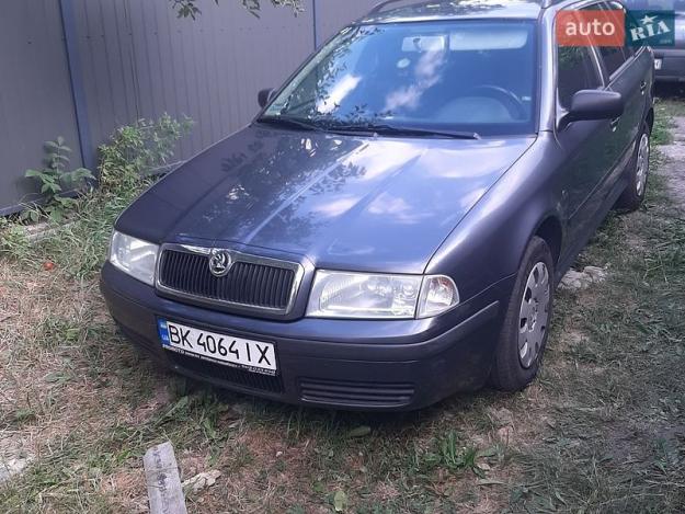 Skoda Octavia scout, 2008г. 1.6л. бензин Рівне в кредит