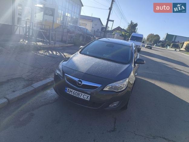 Opel Astra, 2011г. 1.7л. дизель Житомир в кредит