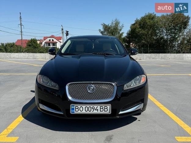 Jaguar Xf, 2013г. 2.0л. бензин Тернопіль в кредит