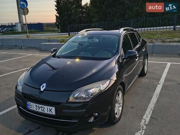 Renault Megane, 2010г. 2.0л. бензин Полтава в кредит