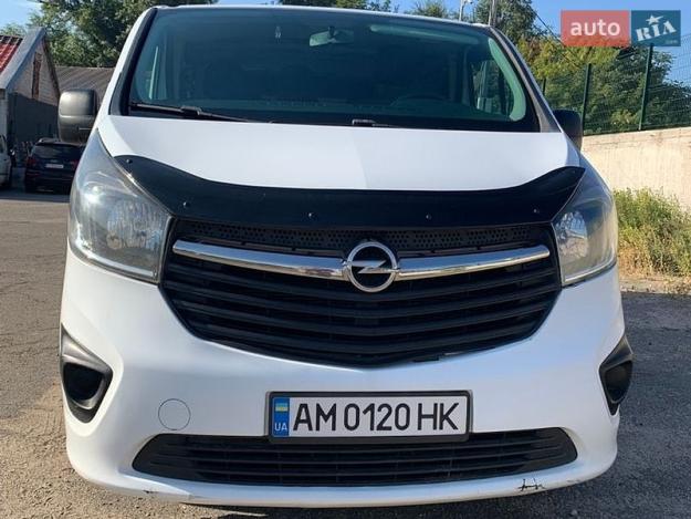 Opel Vivaro, 2015г. 1.6л. дизель Дніпро в кредит