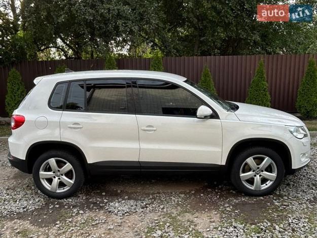 Volkswagen Tiguan, 2011г. 2.0л. дизель Житомир в кредит