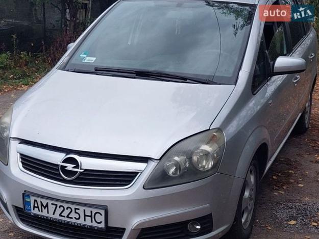 Opel Zafira, 2006г. 1.8л. бензин Житомир в кредит