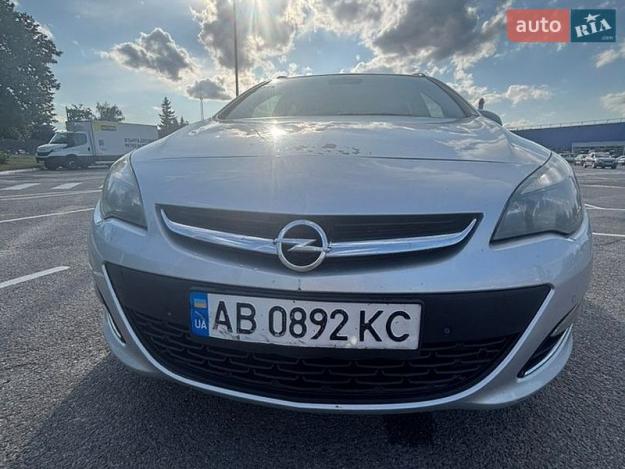 Opel Astra, 2014г. 1.7л. дизель Житомир в кредит