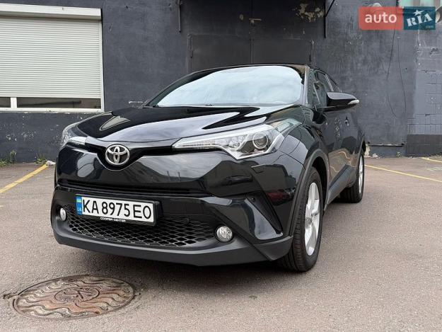 Toyota C-hr, 2018г. 1.2л. бензин Київ в кредит