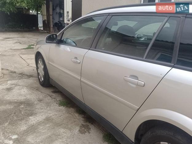 Opel Vectra, 2004г. 1.9л. дизель Чернівці в кредит