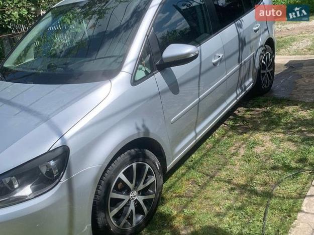 Volkswagen Touran, 2010г. 1.6л. дизель Івано-Франківськ в кредит