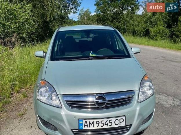 Opel Zafira, 2009г. 1.7л. дизель Житомир в кредит