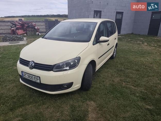 Volkswagen Touran, 2013г. 1.6л. дизель Рівне в кредит