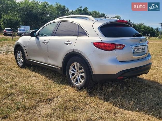 Infiniti Qx70, 2015г. 3.7л. гібрид Львів в кредит