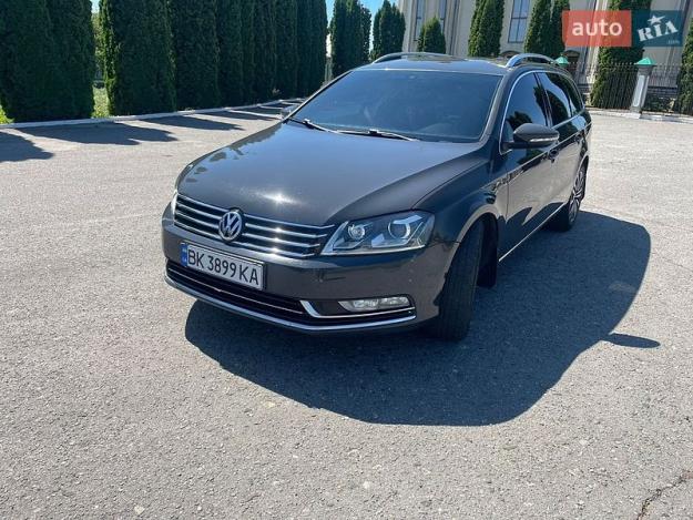Volkswagen Passat, 2011г. 2.0л. дизель Рівне в кредит