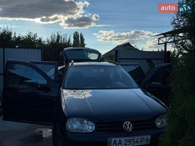 Volkswagen Golf, 2003г. 1.6л. бензин Київ в кредит