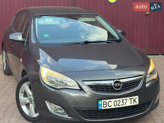 Opel Astra, 2010г. 1.6л. бензин Львів в кредит