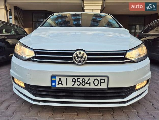 Volkswagen Touran, 2015г. 1.6л. дизель Київ в кредит