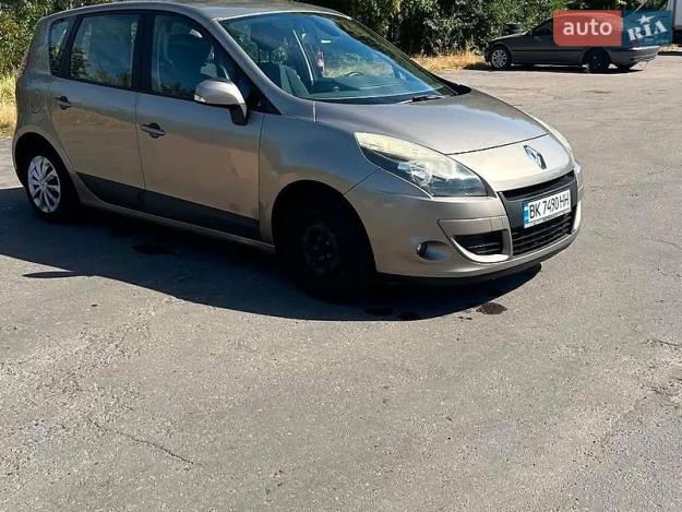 Renault Scenic, 2009г. 1.6л. бензин Рівне в кредит