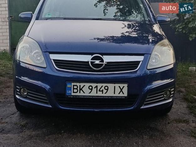Opel Zafira, 2006г. 1.6л. бензин Дніпро в кредит